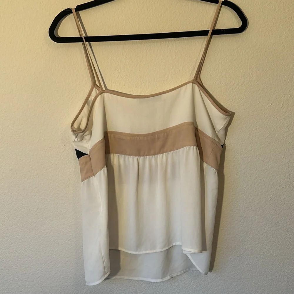 Patterned Tank Blouse - Picture 2 of 3